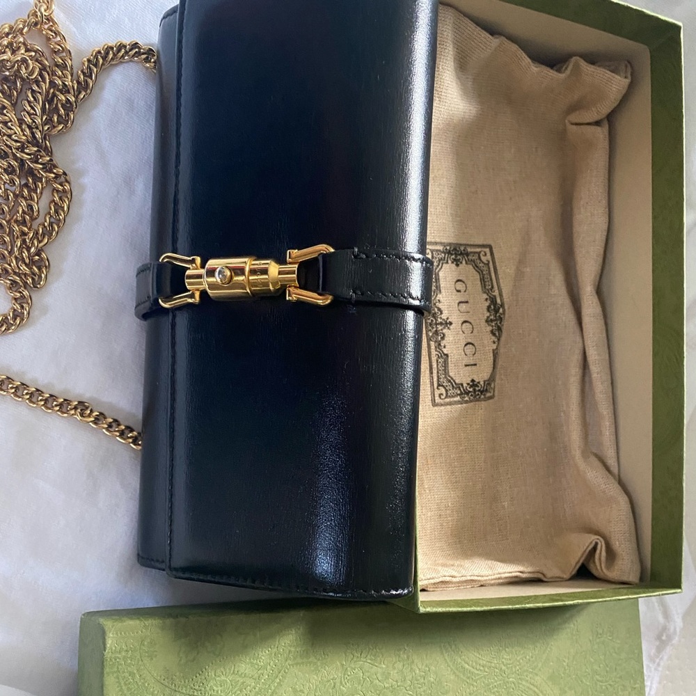 Gucci Black Leather Crossbody with Gold Hardware and Chain Jackie style. - Picture 2 of 5